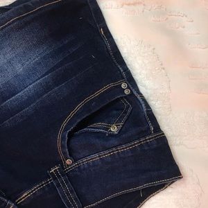 STRETCH SHORT-SHORTS